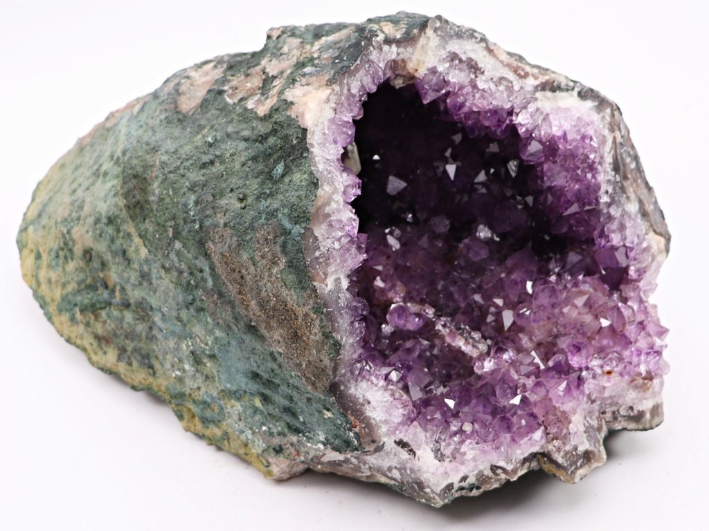 Minerály a drahé kameny jsou přírodní zázrak